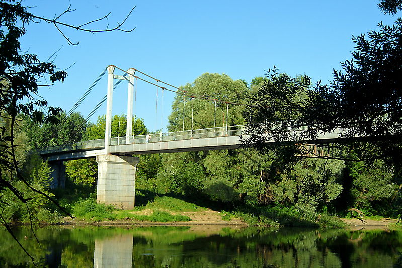 Подвесной мост через Десну