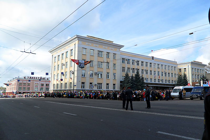 Часть площади им. Ленина